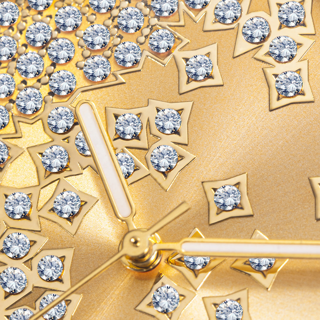 Kreative Herrenuhr mit Sternen und Diamanten